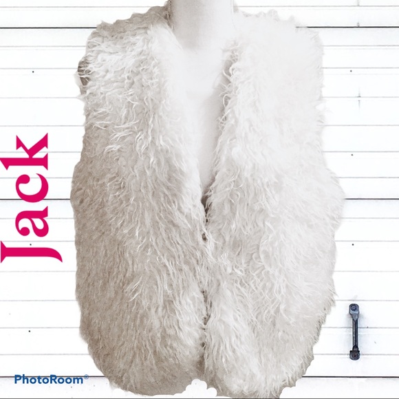 Jack by BB Dakota Jackets & Blazers - Jack White Faux Fur Vest